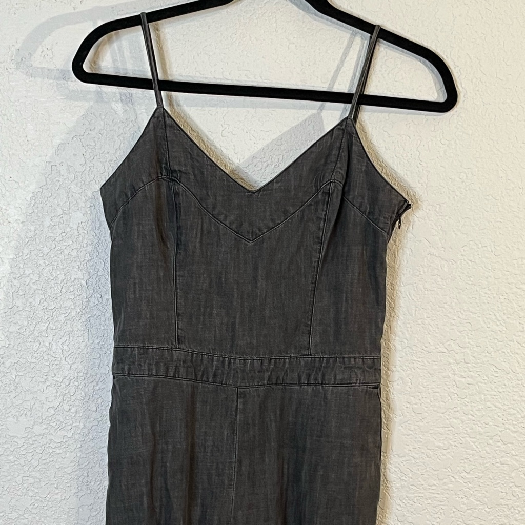 Abercrombie & Fitch Open Tie Back Sleeveless Gray Jumper With Pockets Preppy